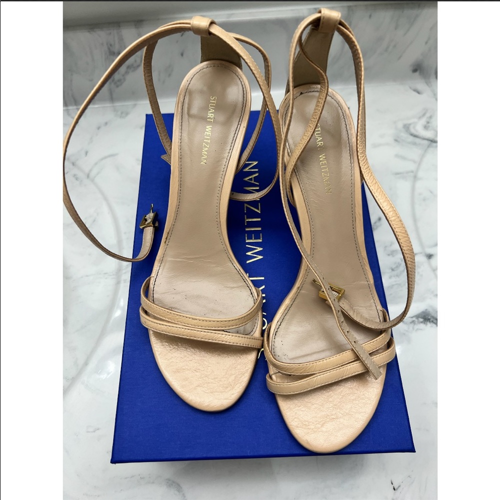 STUART WEITZMAN NUDE STRAPPY MID HEEL